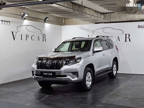 Toyota Land Cruiser Prado 2020 - фото 3
