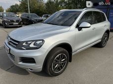 Купити Volkswagen Touareg 2010 бу в Дніпрі - купити на Автобазарі