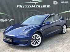 Продаж вживаних Tesla Model 3 2018 року - купити на Автобазарі