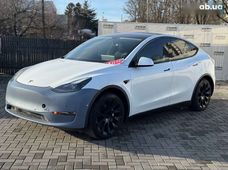 Продаж вживаних Tesla Model Y 2020 року - купити на Автобазарі