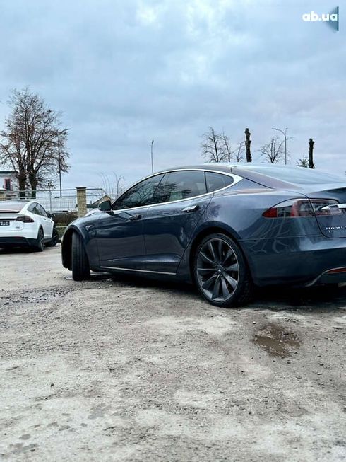 Tesla Model S 2014 - фото 16