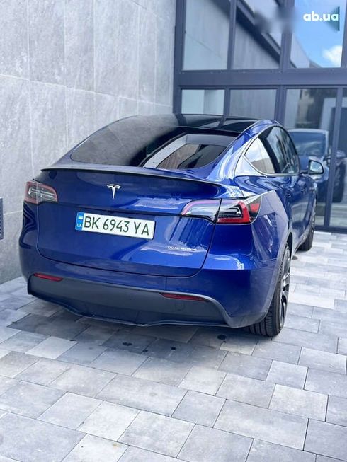 Tesla Model Y 2023 - фото 7