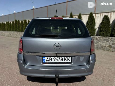 Opel Astra 2009 - фото 16