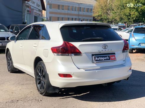 Toyota Venza 2013 белый - фото 7