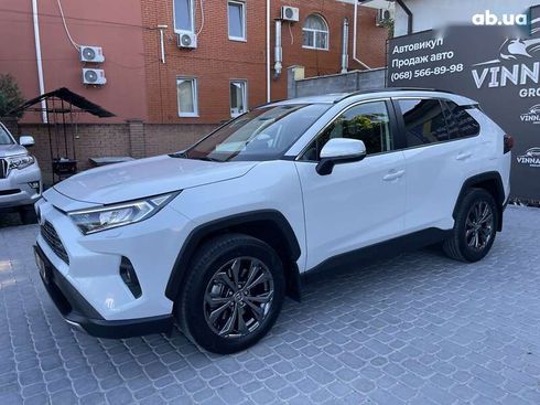 Toyota RAV4 2023 - фото 6