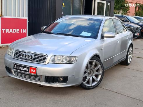 Audi A4 2002 серый - фото 3