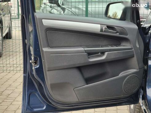 Opel Zafira 2011 - фото 23