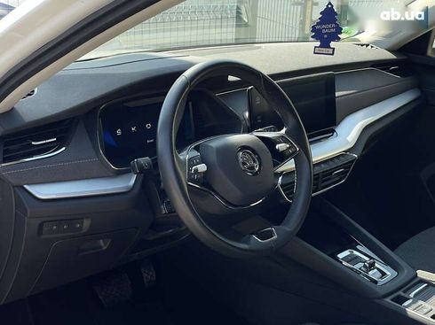 Skoda Octavia 2020 - фото 24