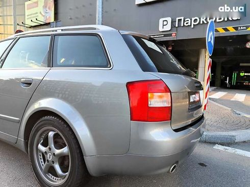 Audi A4 2004 - фото 15