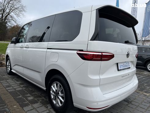 Volkswagen Multivan 2022 - фото 22