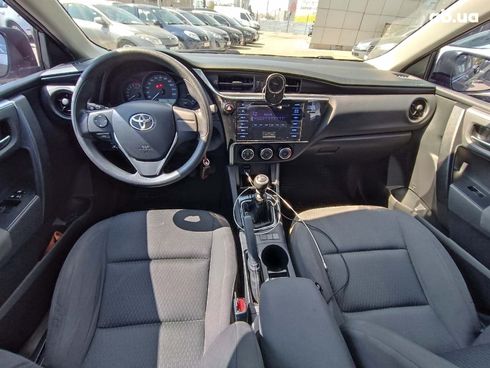 Toyota Corolla 2016 серый - фото 12