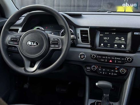 Kia Niro 2019 - фото 19