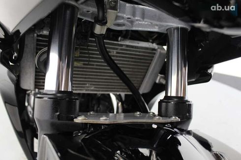 Suzuki GSR 2016 - фото 25