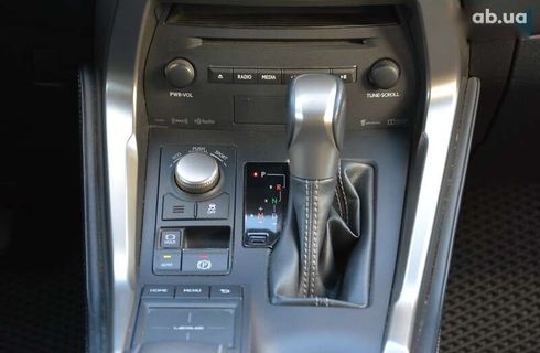Lexus NX 2015 - фото 20