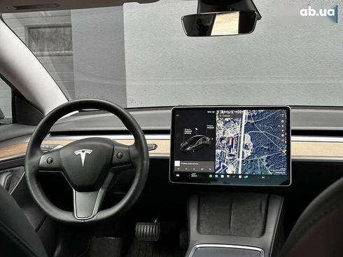 Tesla Model 3 2021 - фото 18