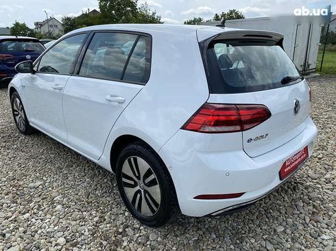 Volkswagen e-Golf 2020 - фото 12