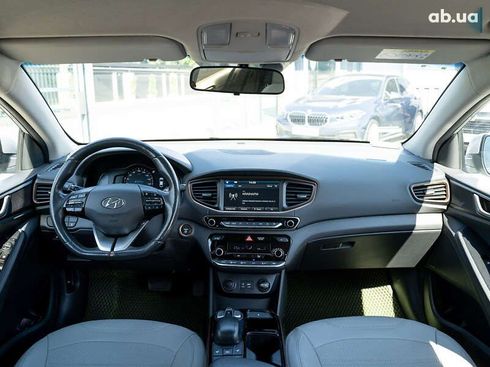 Hyundai Ioniq 2019 - фото 12