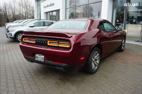 Dodge Challenger 2019 - фото 8