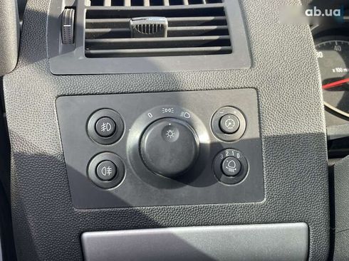 Opel Zafira 2012 - фото 26