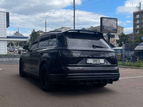 Audi Q7 2017 - фото 18