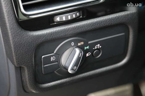 Volkswagen Touareg 2016 - фото 22