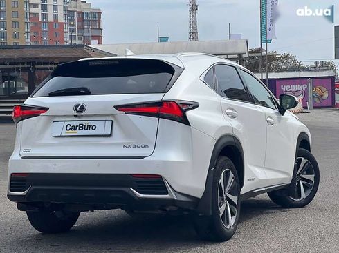 Lexus NX 2020 - фото 9