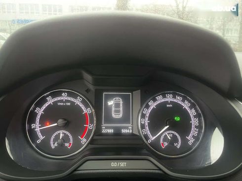 Skoda Octavia 2017 - фото 24