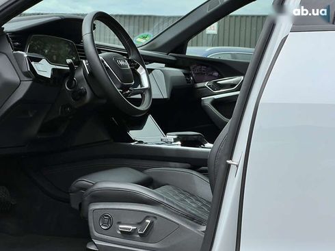 Audi E-Tron 2021 - фото 28