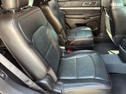 Ford Explorer 2017 красный - фото 25