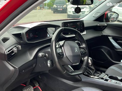 Peugeot 2008 2020 красный - фото 49