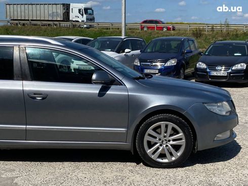 Skoda Superb 2012 серый - фото 11