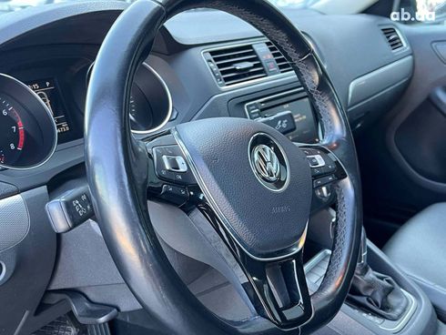 Volkswagen Jetta 2016 черный - фото 17