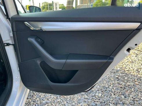 Skoda Octavia 2019 - фото 9