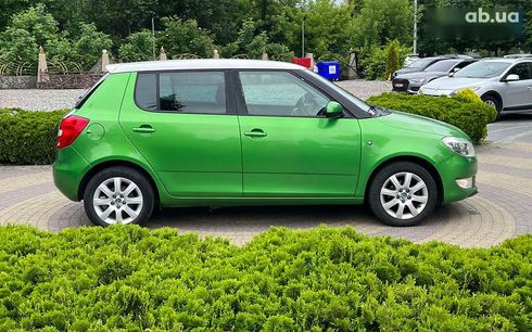 Skoda Fabia 2012 - фото 8