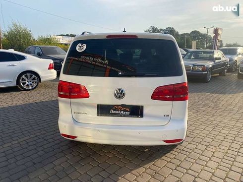 Volkswagen Touran 2015 - фото 5