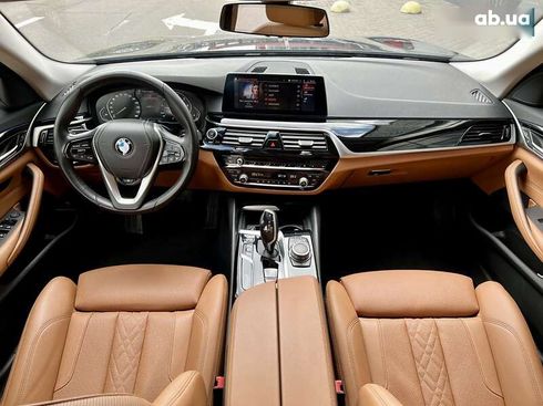 BMW 5 серия 2020 - фото 30