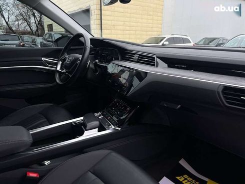Audi E-Tron 2020 - фото 26