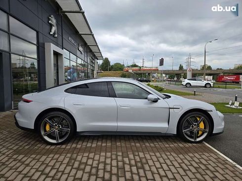 Porsche Taycan 2021 - фото 16