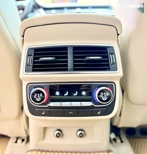 Audi Q7 2018 - фото 17