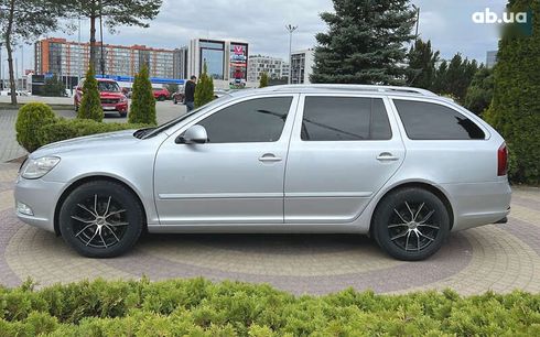 Skoda Octavia 2011 - фото 4