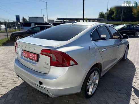 Volvo S60 2015 - фото 4