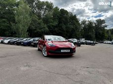 Продаж вживаних Tesla Model 3 в Київській області - купити на Автобазарі