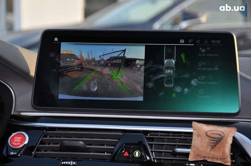BMW M5 2022 - фото 28