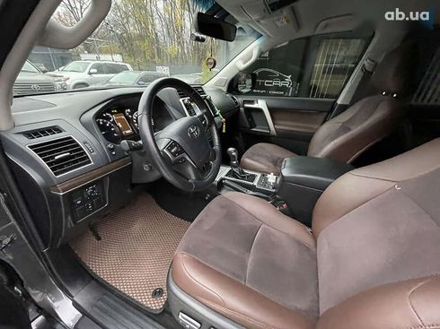 Toyota Land Cruiser Prado 2020 - фото 22