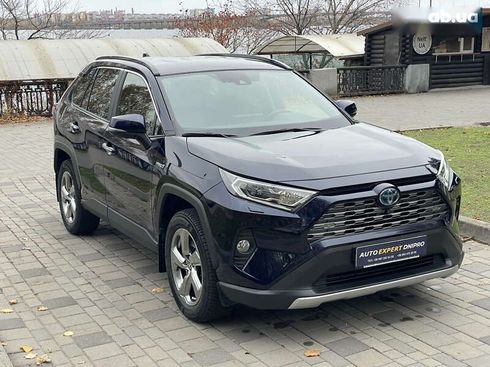 Toyota RAV4 2019 - фото 4