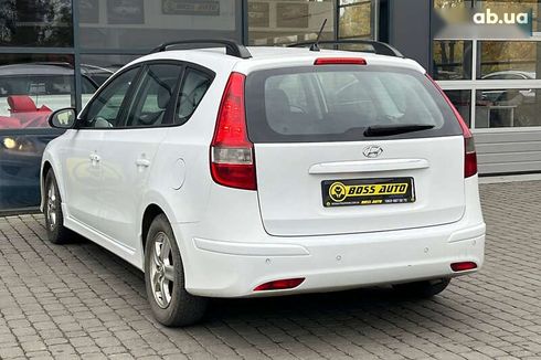 Hyundai i30 2010 - фото 5