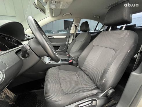 Volkswagen passat b7 2013 серый - фото 36