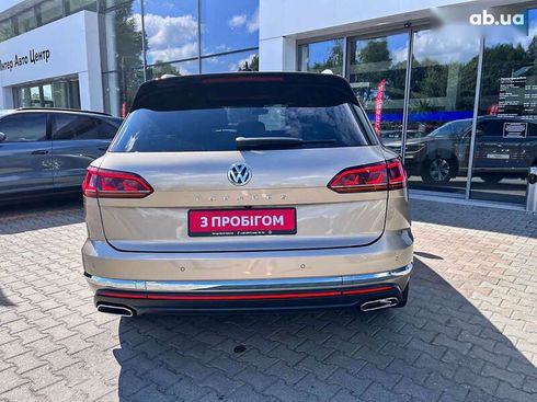 Volkswagen Touareg 2019 - фото 9