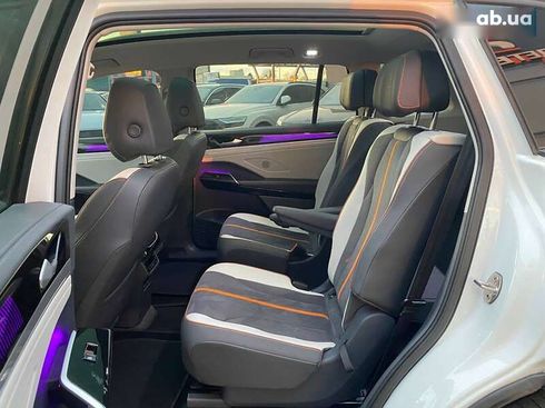 Volkswagen ID.6 X 2023 - фото 22