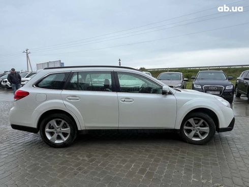 Subaru Outback 2014 белый - фото 6